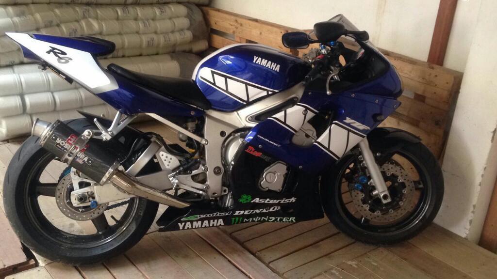 Yamaha R6 Como Nueva Vencambio