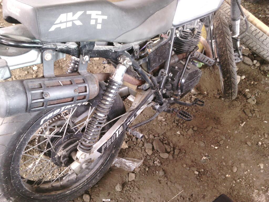 Moto Akt 125