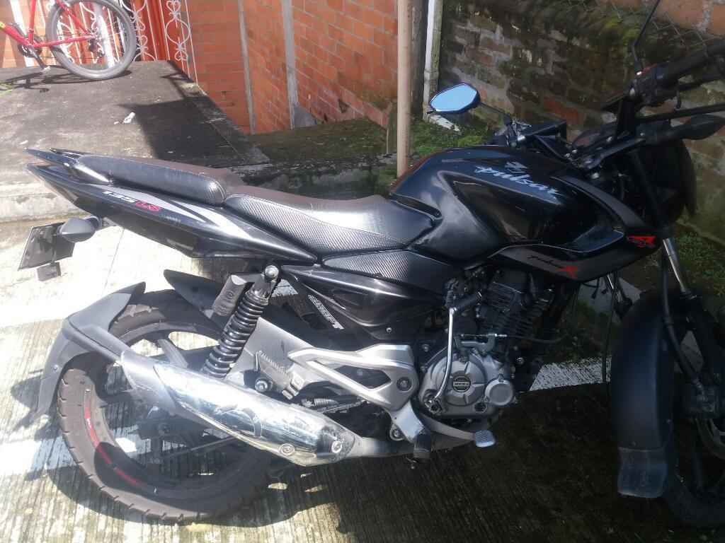 Vendo Pulsar 135 2013