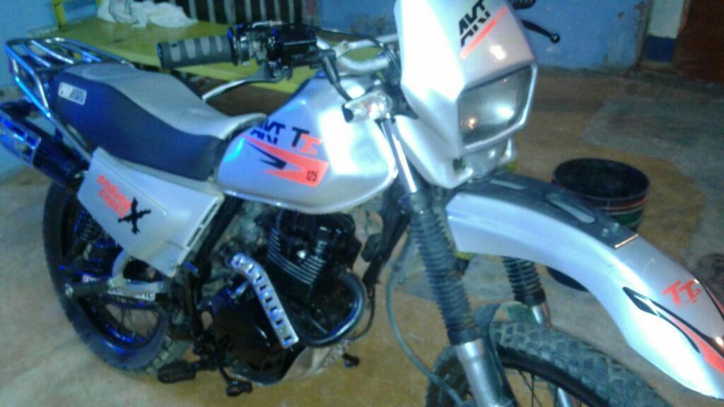 Vendo Akt 125 Modelo 2009 Unico Dueño