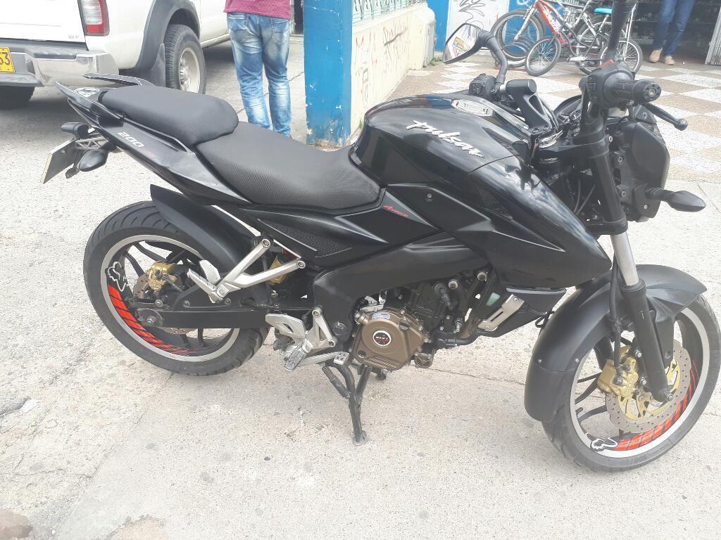 Pulsar Ns 200 2015