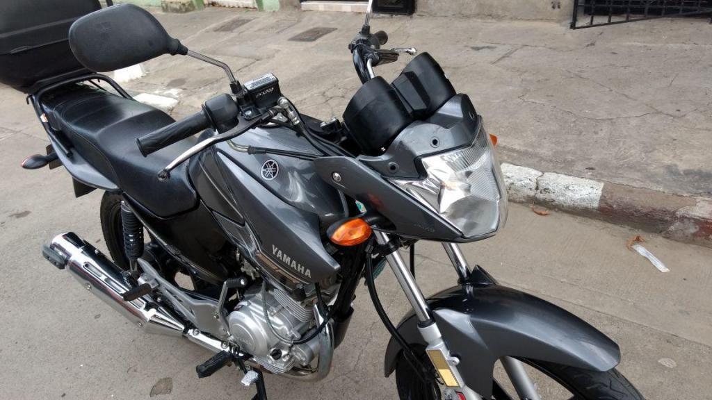 se vende moto