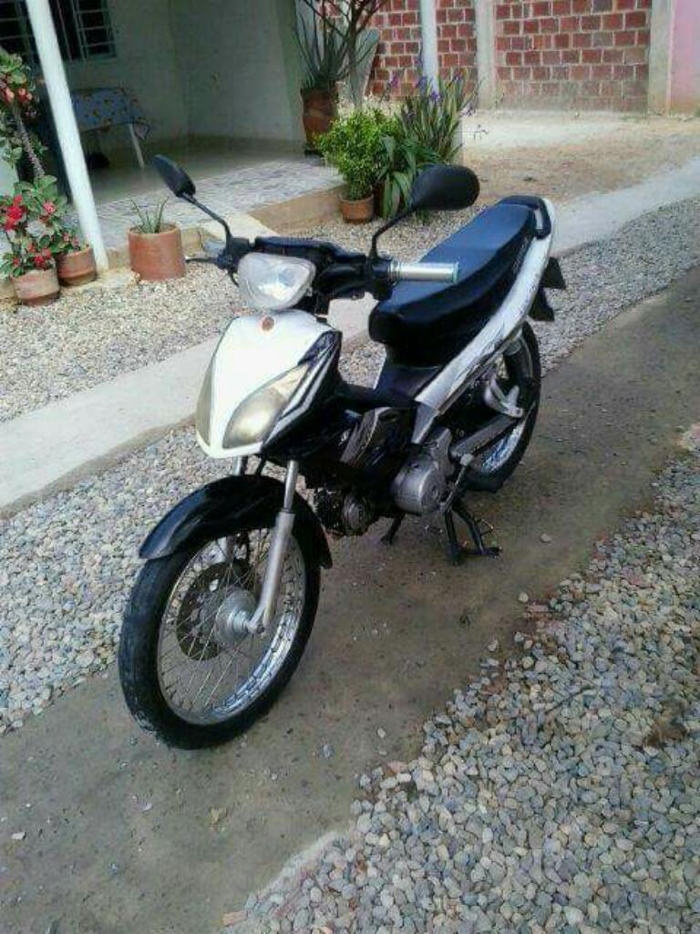 Moto Señoritera Bera125