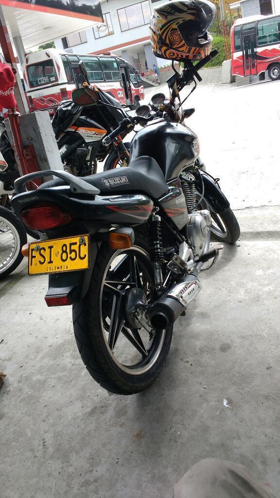 Vendo Moto O Camvio Apulsar 135