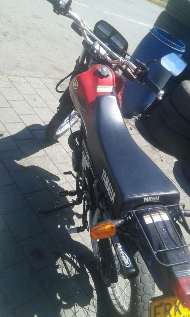 Se vende yamaha Dt 125