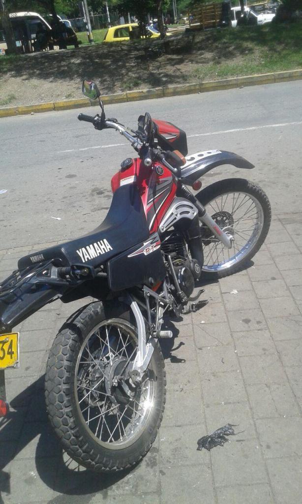 Se vende yamaha Dt 125