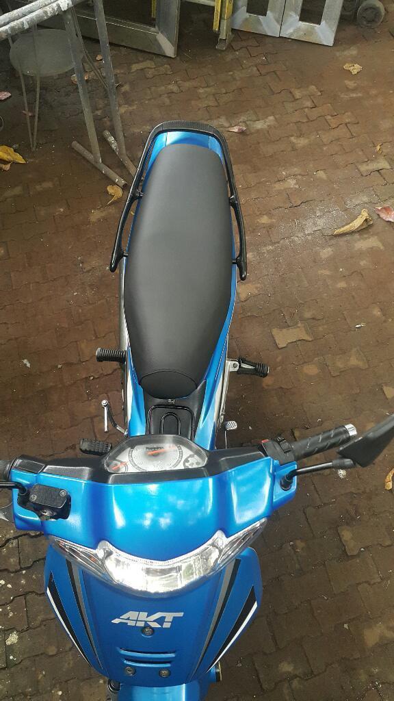 Se Vende Moto Akt 110 Special 2011