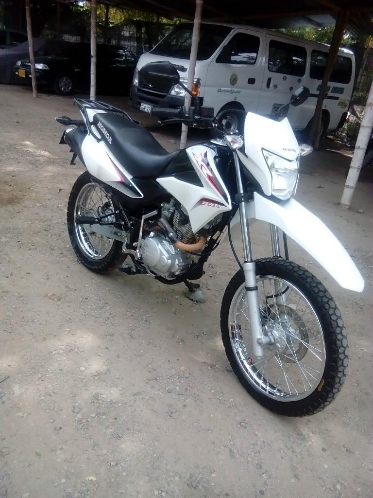 Vendo Moto Honda Xr150l