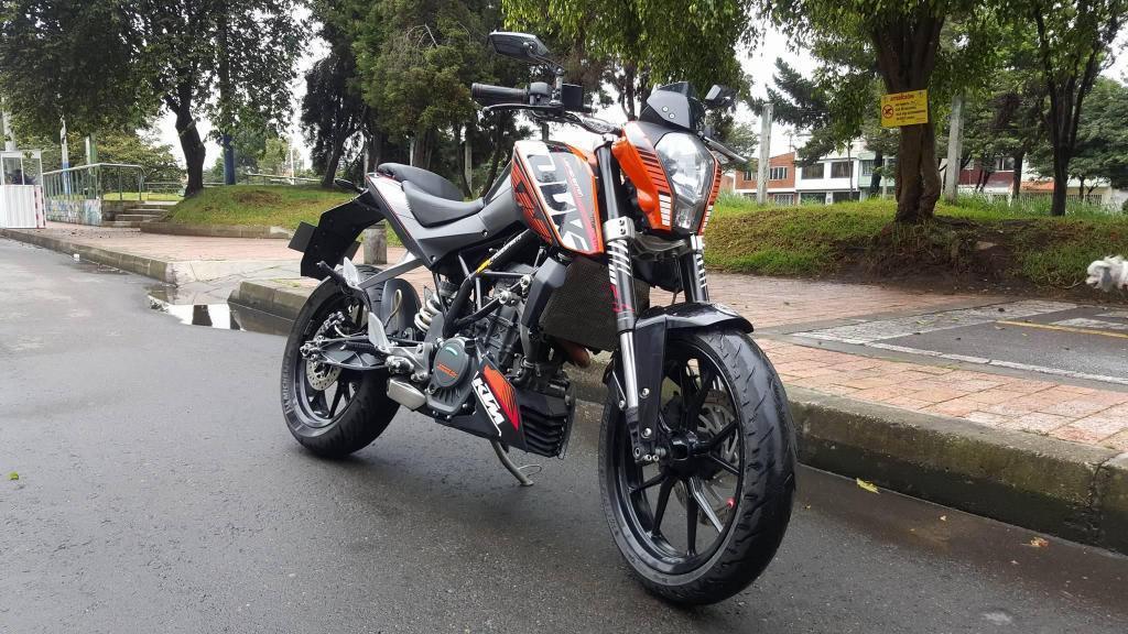 VENDO KTM DUKE 200 2015