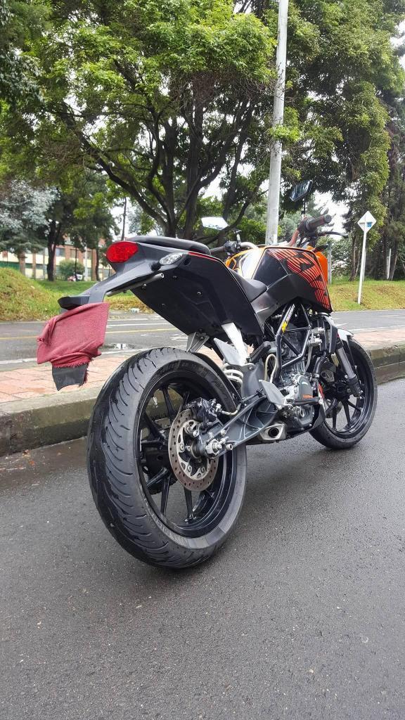 VENDO KTM DUKE 200 2015