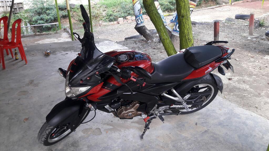 Pulsar Ns 200