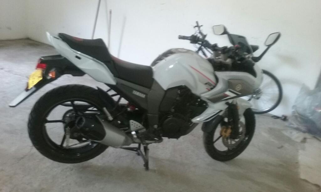 Hermosa Fz Faizer Modelo 2013