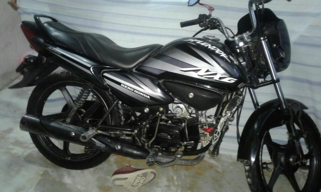 Vendo Moto Honda Splendor Nxg 2011