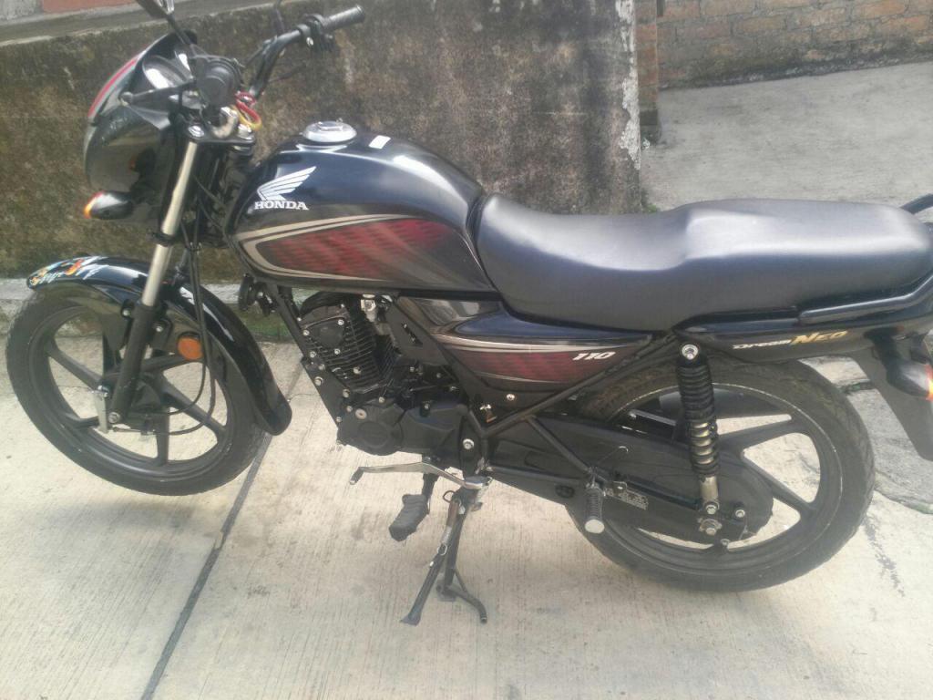 Se vende moto Honda Dream NEO 110 modelo 2016 en buen estado