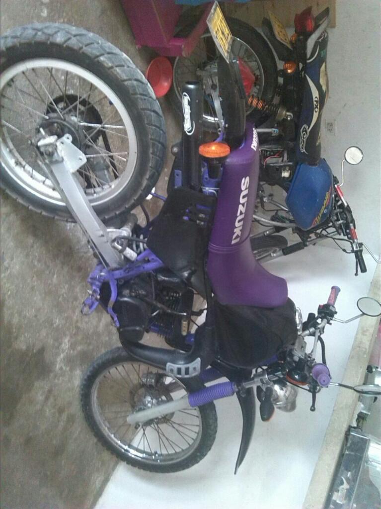 Moto Suzuki Ts 125 2002