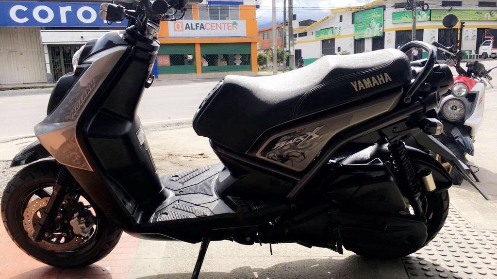 Moto Bwis 2016 13 Mil Kil Seguro Y Tecno