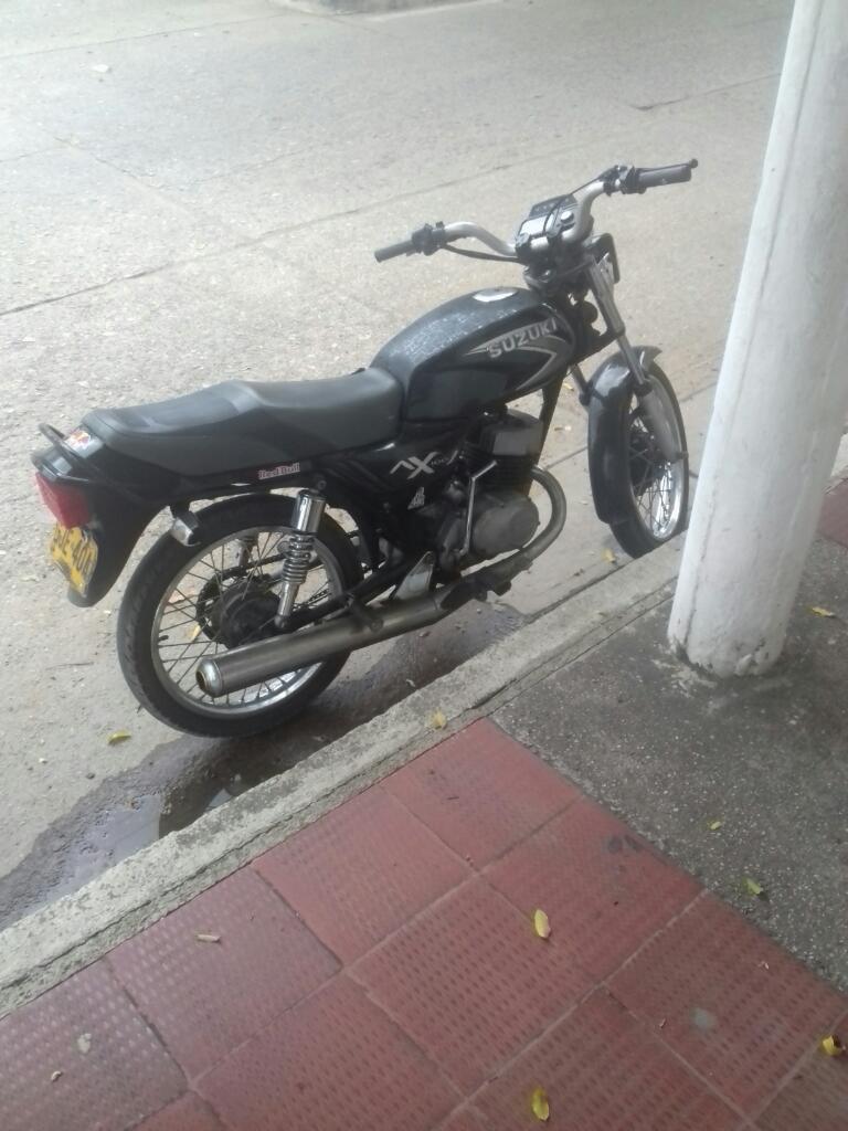 Moto Ax 100