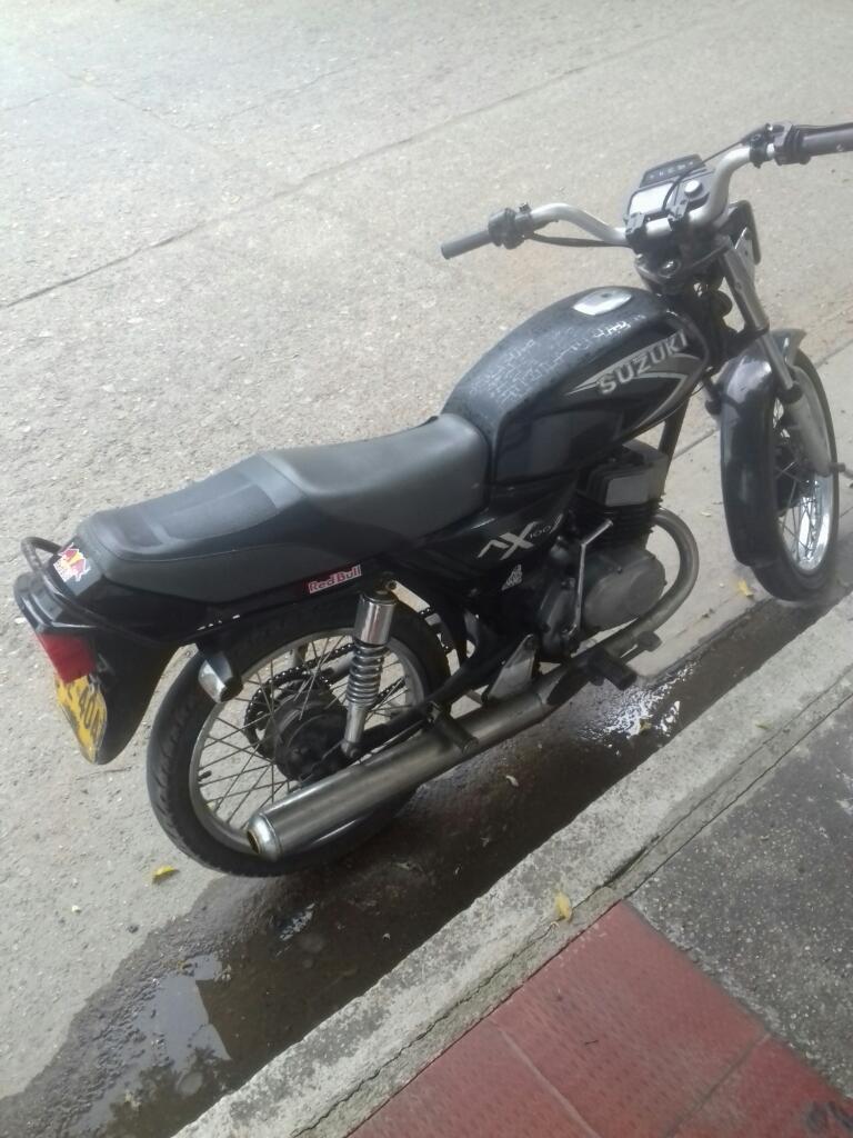 Moto Ax 100