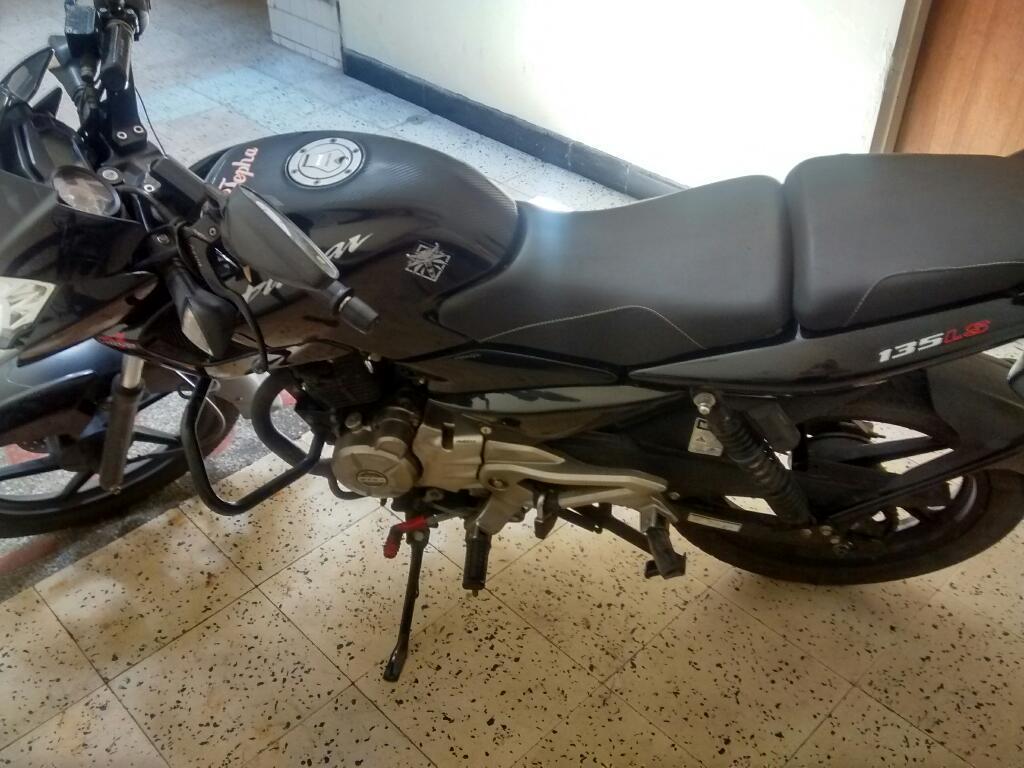 Moto Pulsar 135