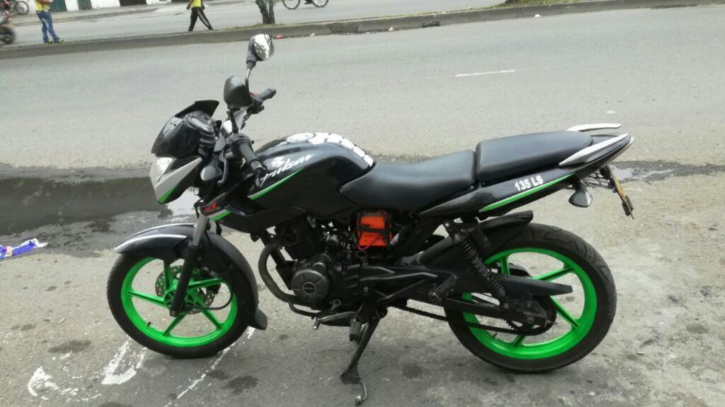 Pulsar 135 2011 Barata