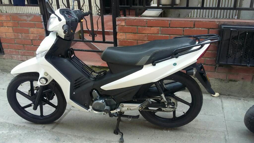 Se Vende Moto Akt 2017