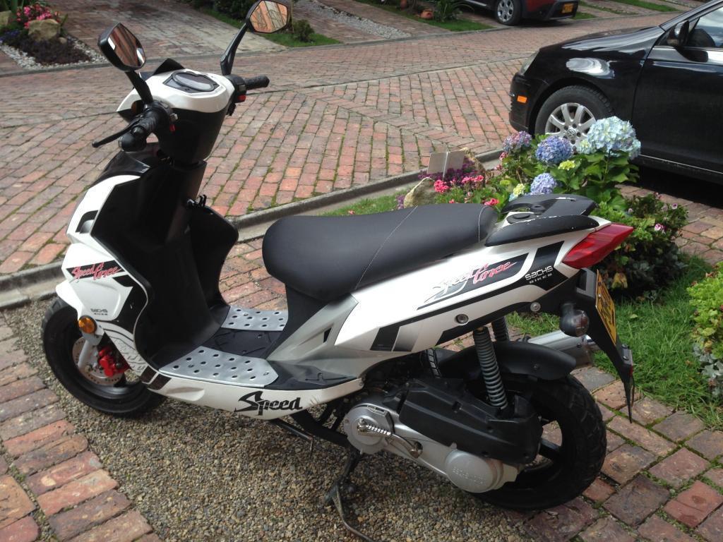 VENDO SCOOTER MARCA SACHS BIKES, SPEED FORCE 125CC