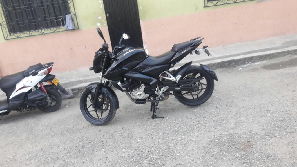 Vendo Ns 200 2014