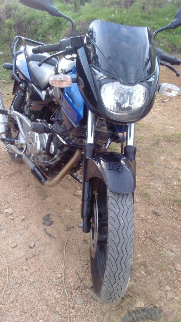 Vendo Moto Pulsar 220