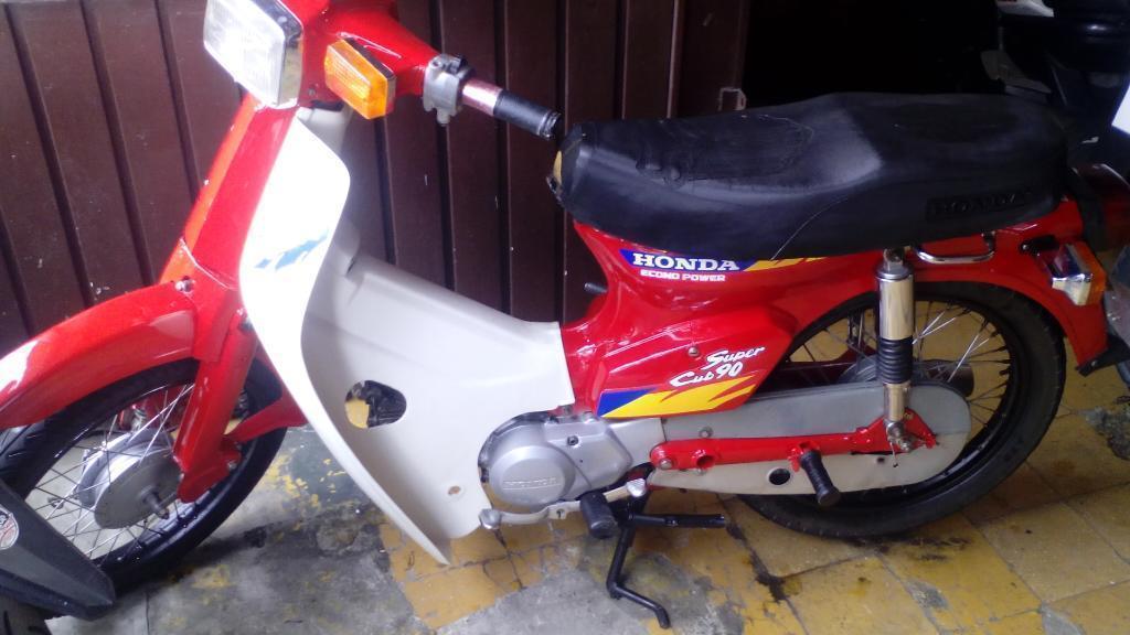 Vendo. C90 Modelo. 1995 Degra. Ful