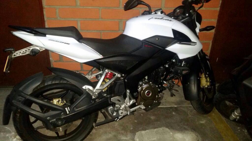 Pulsar Ns200