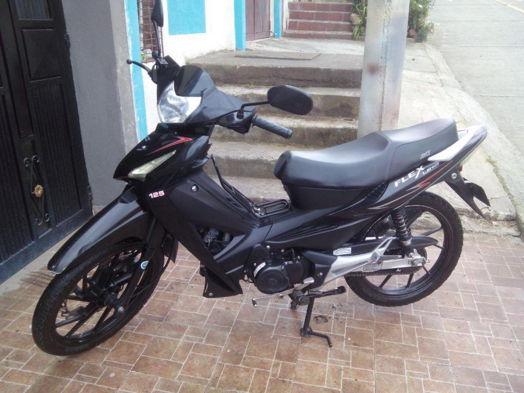 Vendo moto AKT Flex 125 Modelo 2013