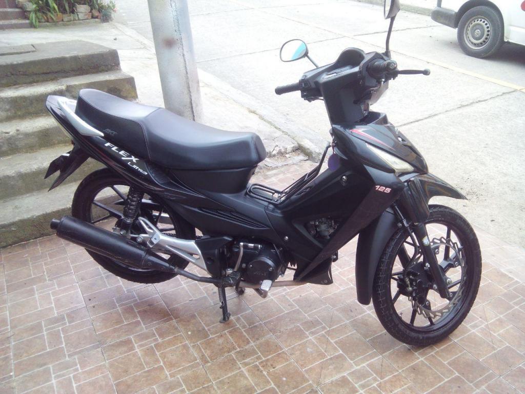 Vendo moto AKT Flex 125 Modelo 2013
