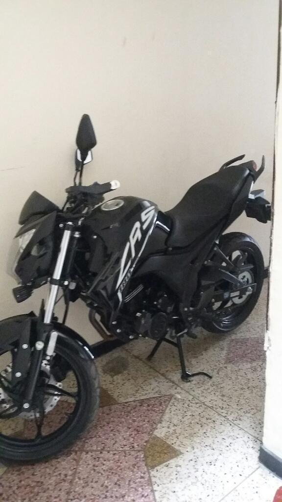 Vendo Moto Cr5