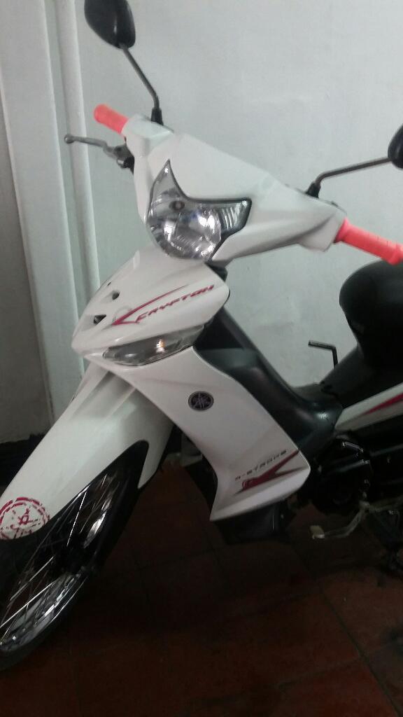 Se Vende Moto Yamaha Cripton Modelo 2012