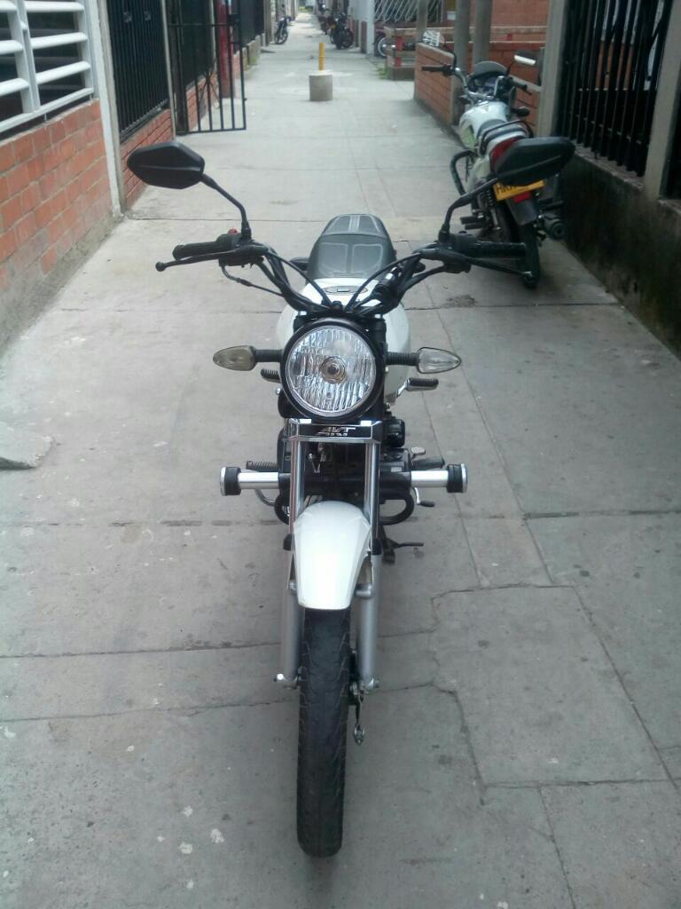 Se Vende Moto Akt 125 Nkd Modelo 2014