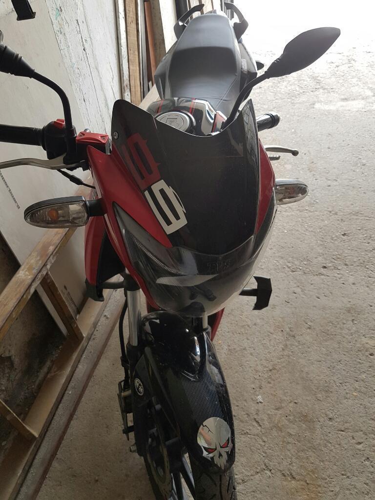 Vendo/ Cambio Apache