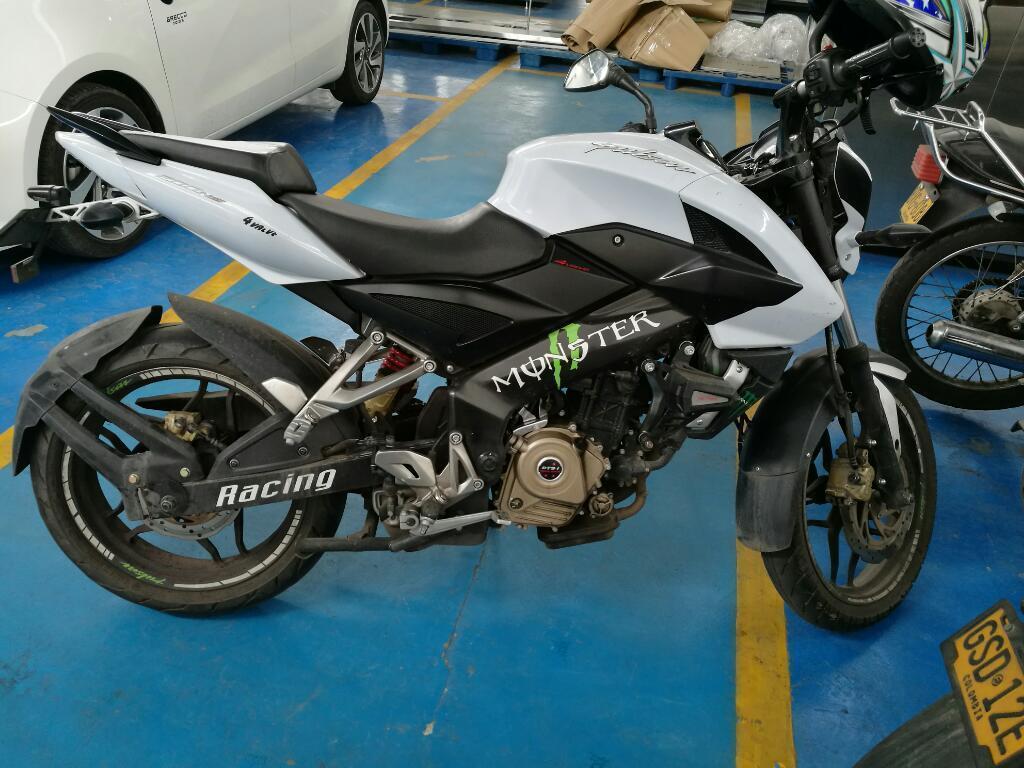 Pulsar 200 Ns 2014