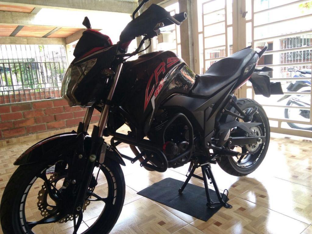 SE VENDE O SER PERMUTA POR SEÑORITERA AKT CR5 2016