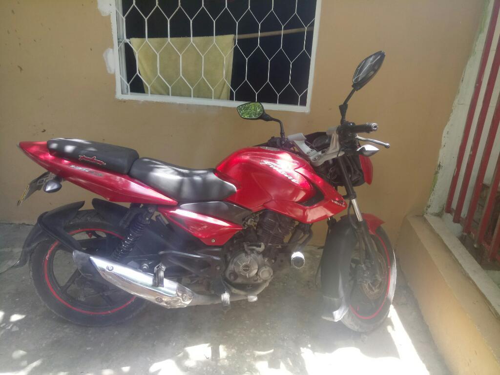 Vendo Moto Pulser 135