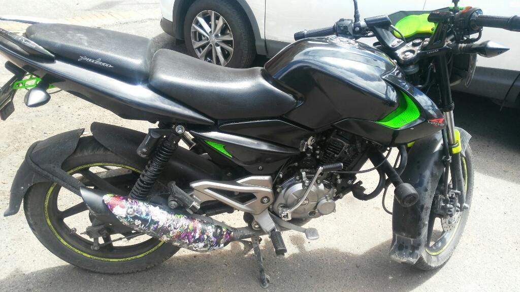 Vendo Moto Pulsar 135 Modelo 2015