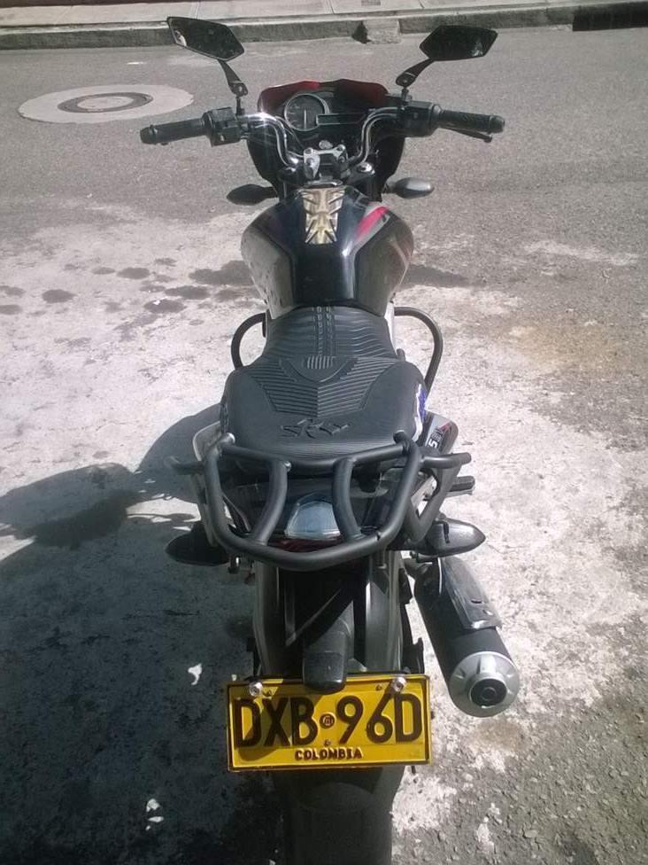 VENDO DISCOBRY 125 COMO NUEVA 2014