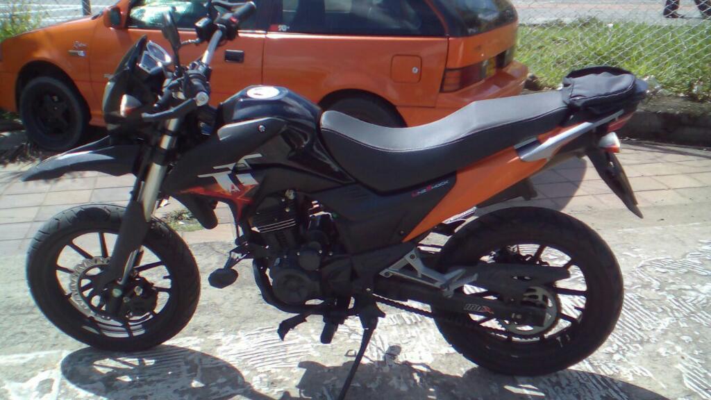 Vendo Moto Ttx 180