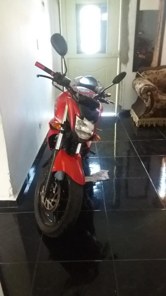 vendo fz150 papeles al dia todo le sirve