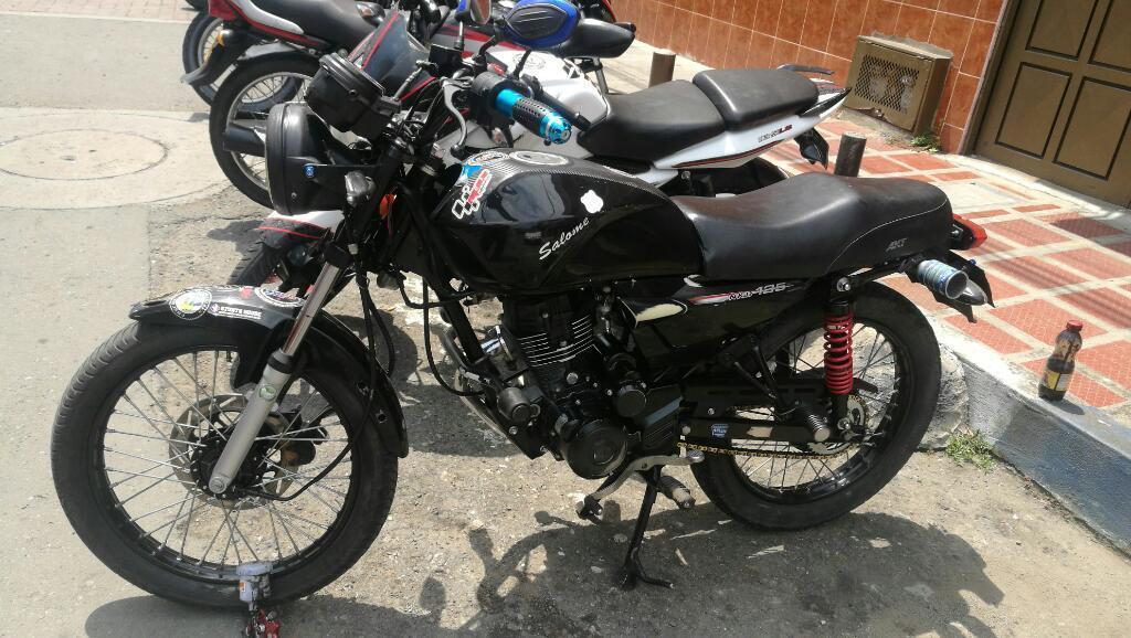 Vendo Akt Nkd 125 Modelo 2015