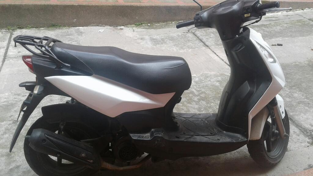 Moto Akt Dynamic Modelo 2012