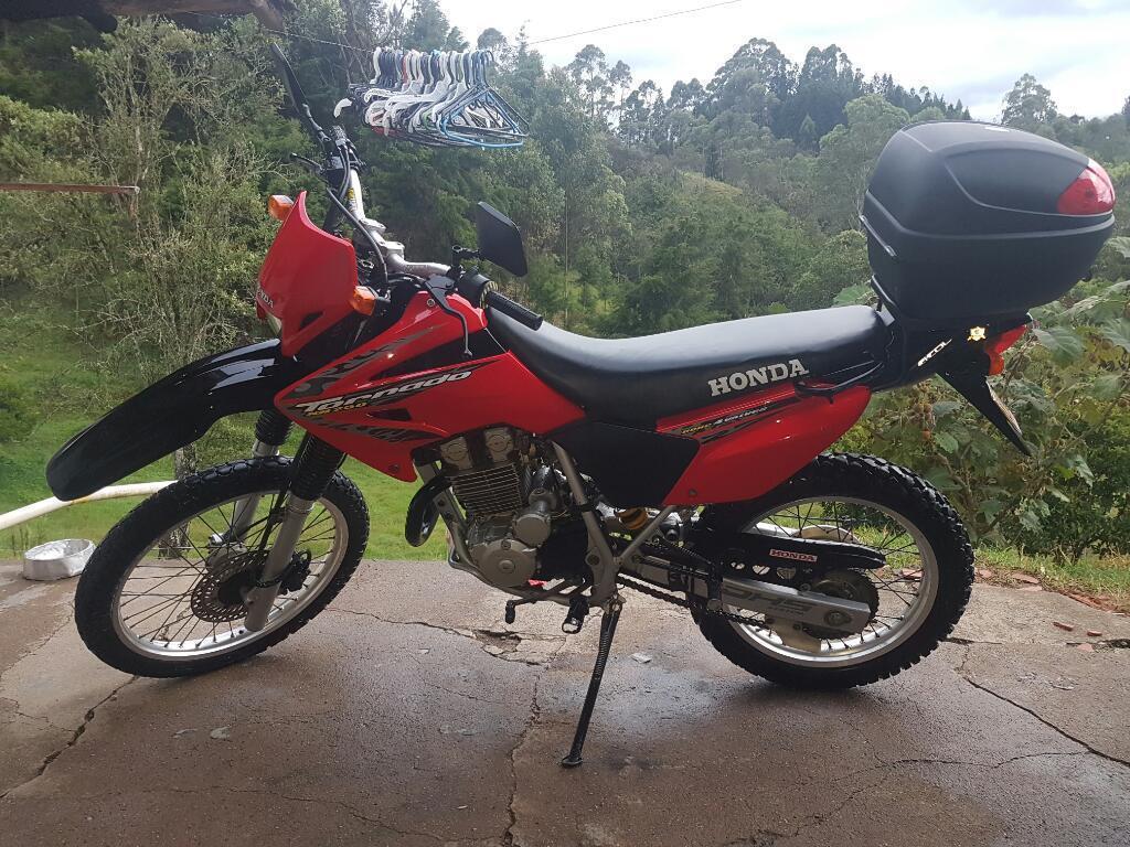 Vencambio Honda Tornado 250 Excelente