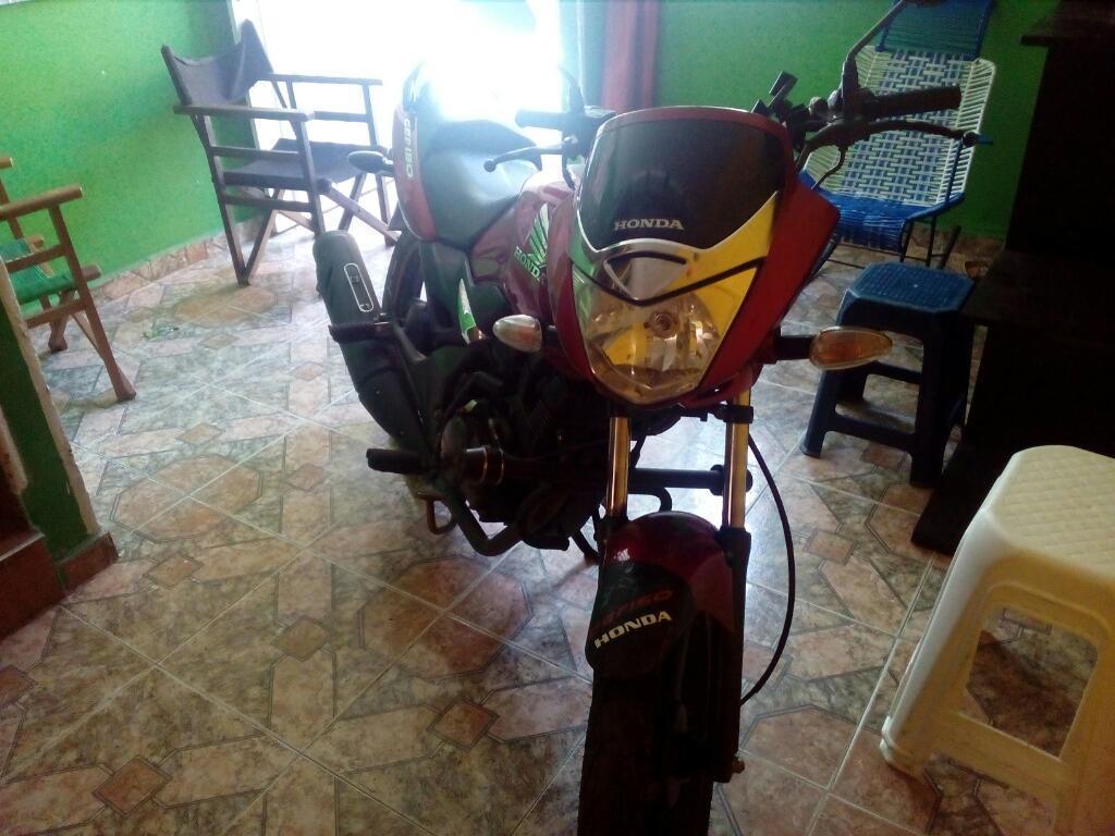 Vendo Moto Marca Honda