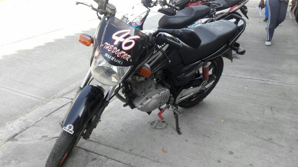 Gsx 150 Susuki. Modélito 2011