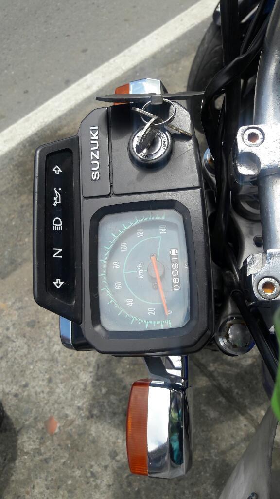 Vendo Ax 100 Modelo 2008