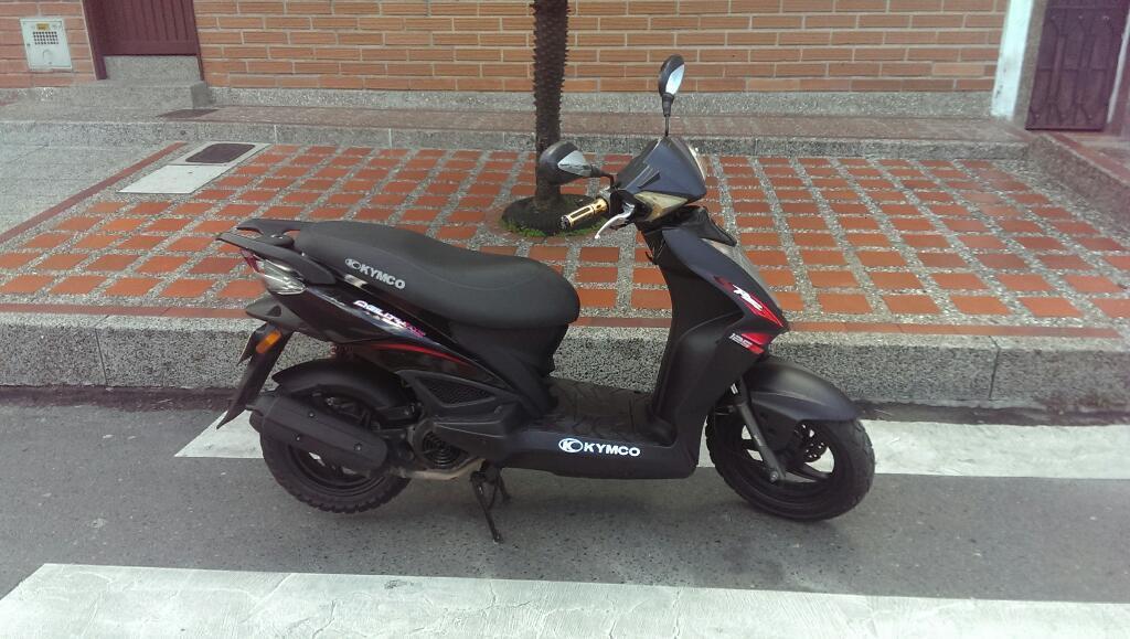 Vendo Agility Rs 125 )2011